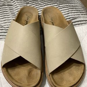Free People Women's Cream Sandals
